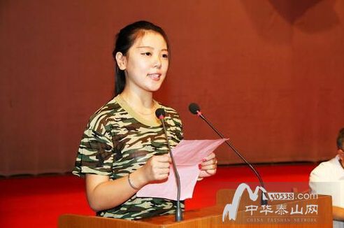 新生代表李萌超发言